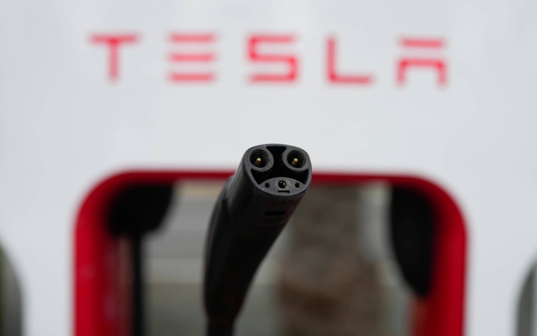 US opens Tesla probe after more crashes involving its so-called full self-driving technology