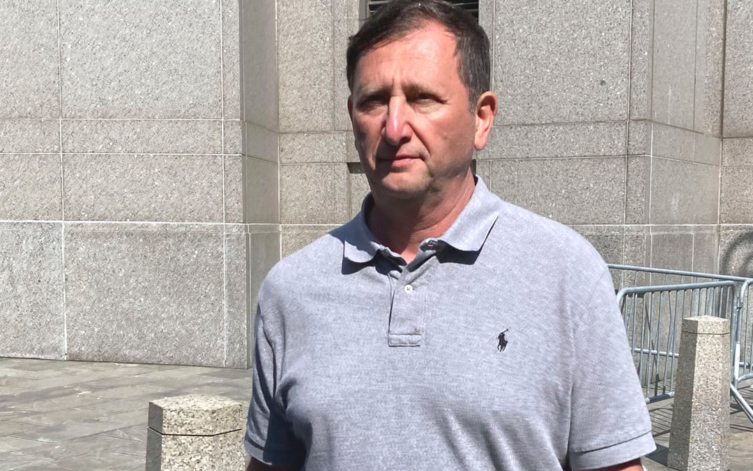 Crypto fraudster banned from trading
