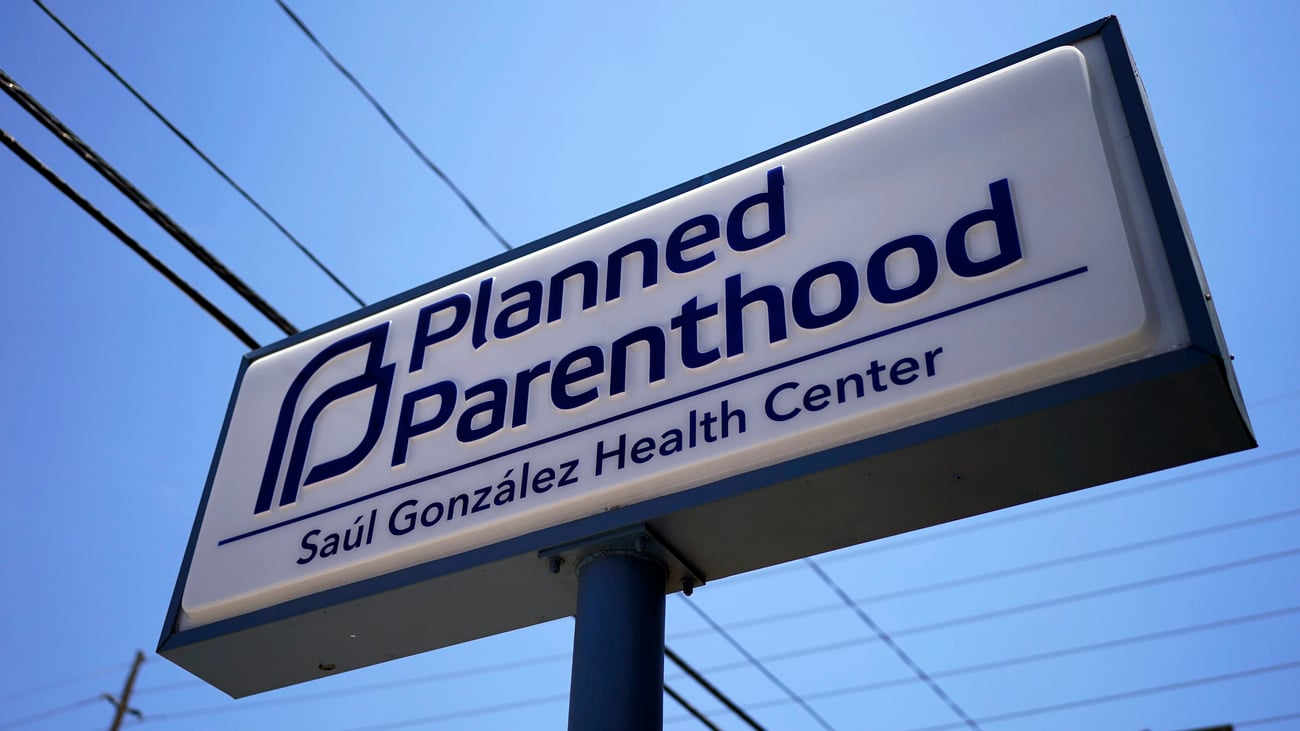 Pennsylvania court ends ban on public funds for abortion, enshrines reproductive autonomy right
