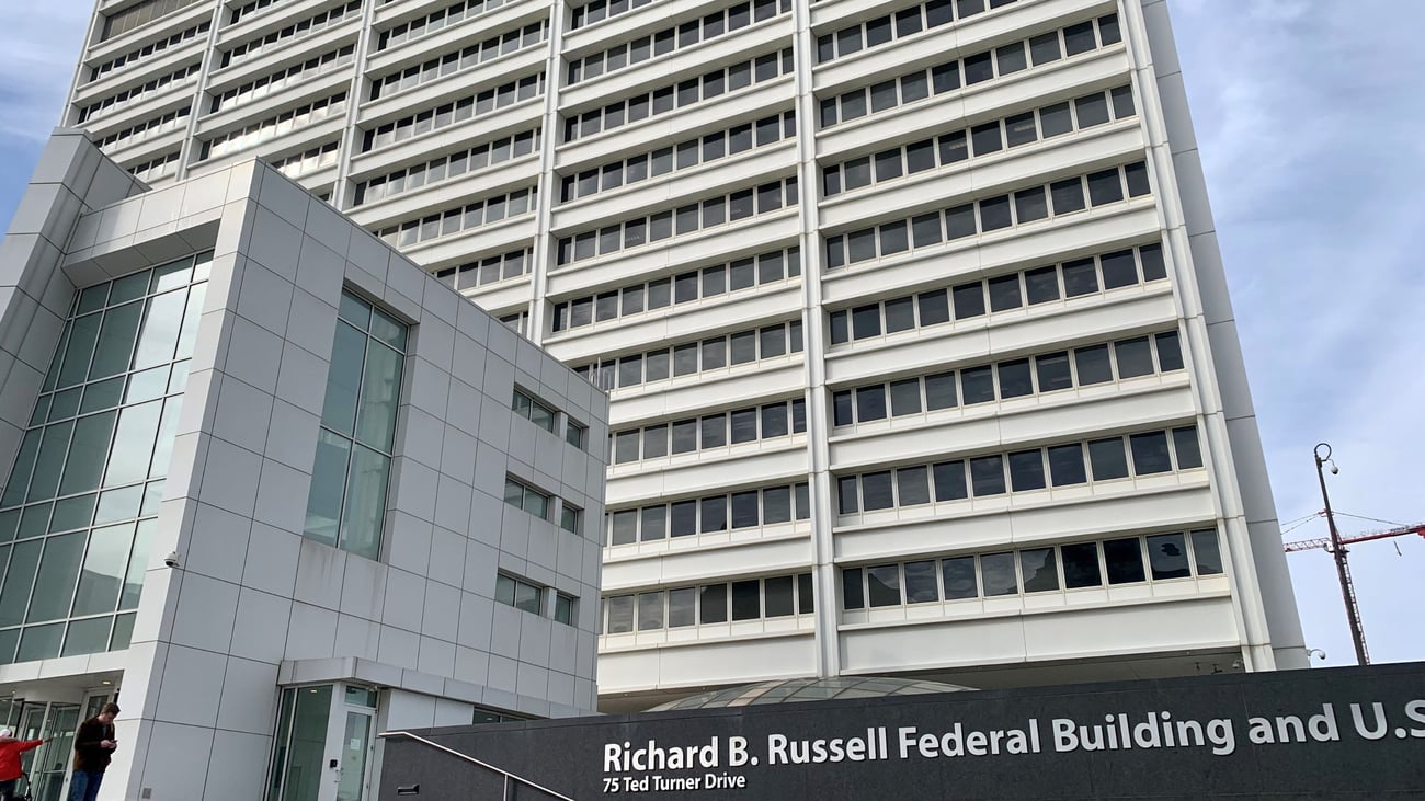 Federal judge chastised for in-chambers affair with cop