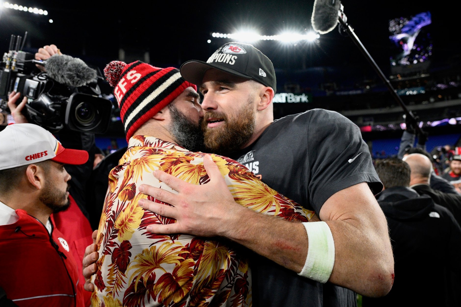 Kansas City beats San Francisco in OT to become 1st repeat Super Bowl  champs in 19 years