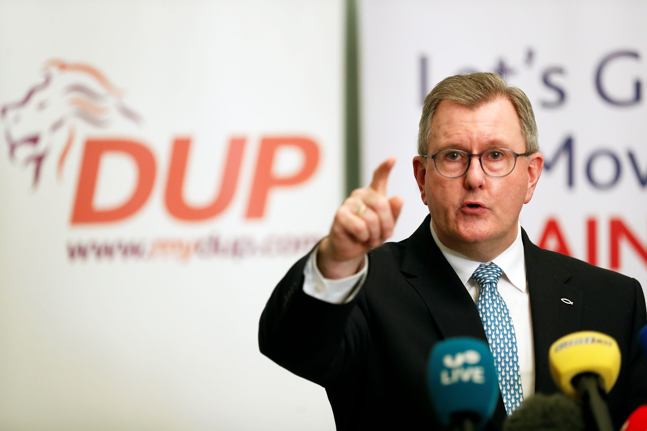 Northern Ireland government set to resume as unionist boycott ends 