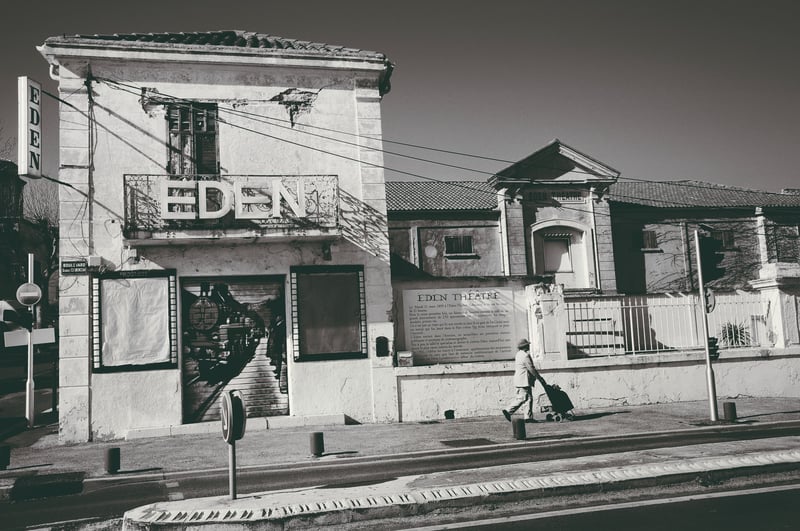 The Cinéma Eden Théâtre before Renovations