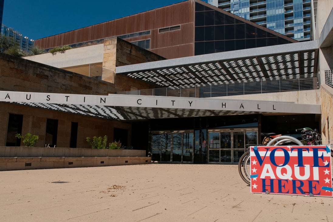 Texas, DOJ agree on terms for federal agents monitoring polling locations |  Courthouse News Service