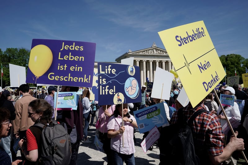 German anti-abortion protesters