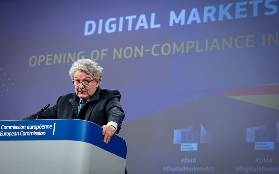 EU ‘strongly condemns’ US sanctions against five Europeans