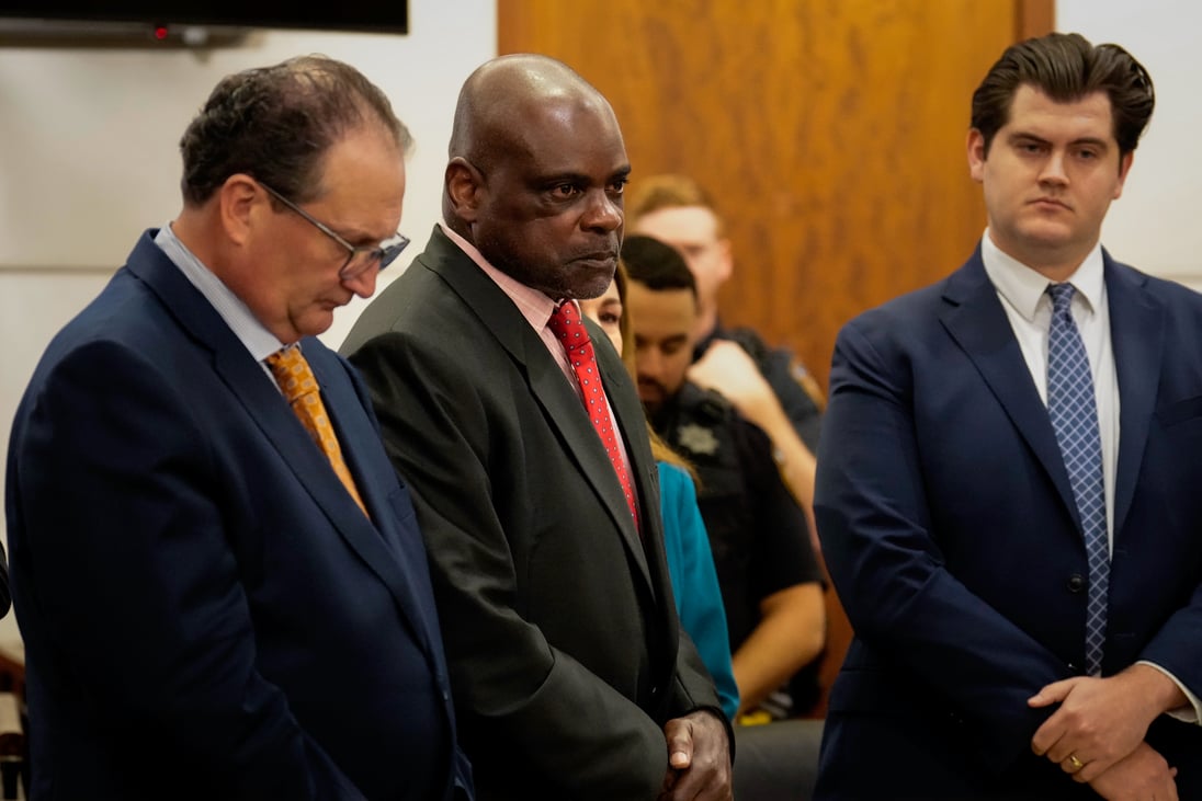 Former Houston police officer found guilty of felony murder for two ...