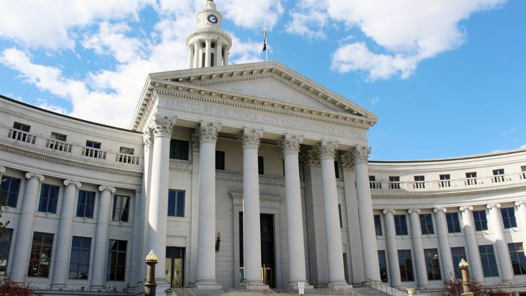 Former public defender testifies about excessive workload