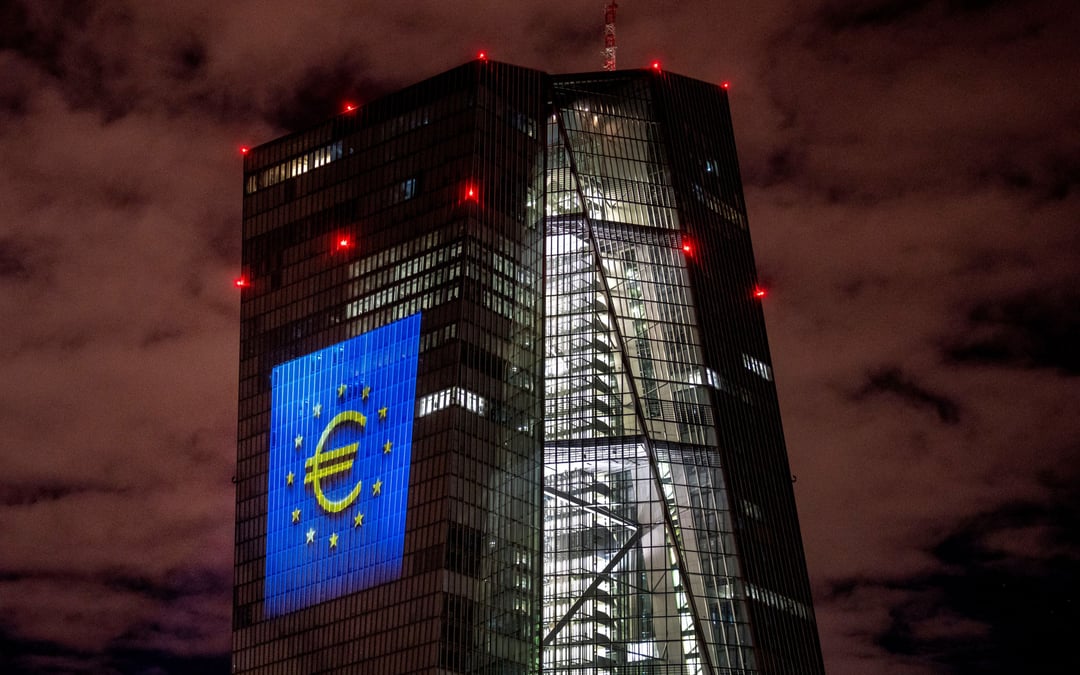 European Central Bank leaves rates unchanged with economy showing signs of modest growth