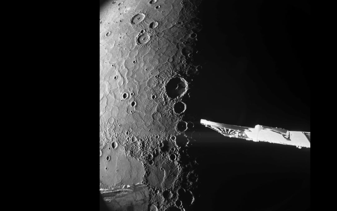 Spacecraft buzzes Mercury’s north pole and beams back stunning photos