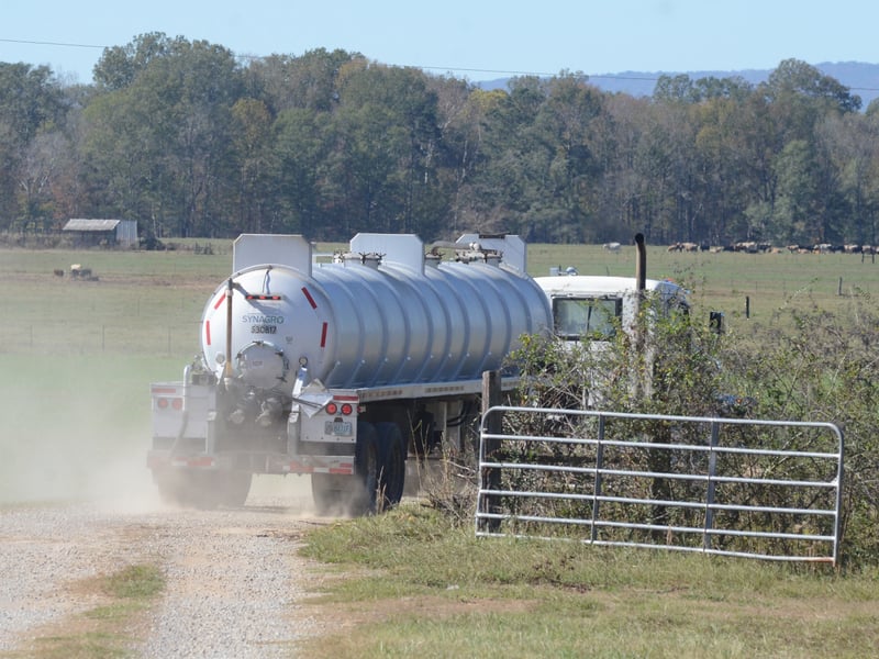 Critics raise stink over sewage-sludge fertilizer | Courthouse