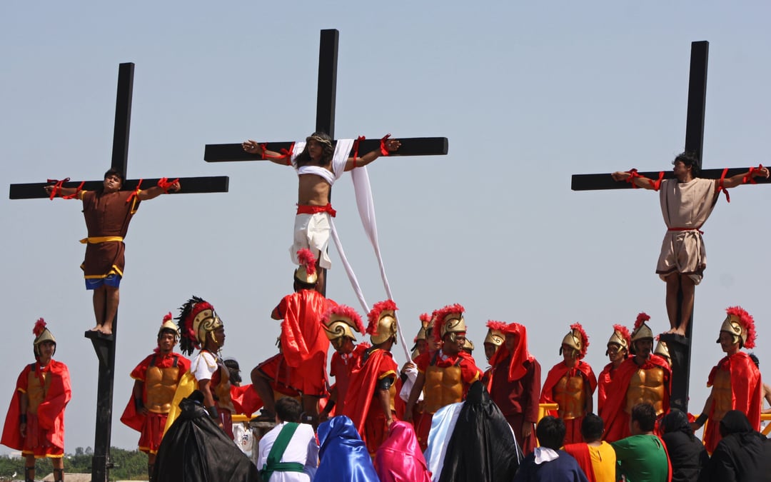Bloody Philippines passion play sees final performance of veteran ‘Jesus’
