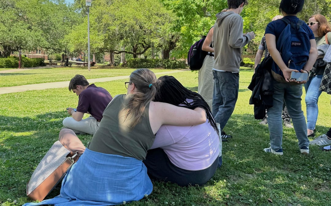 2 people were killed and at least 5 wounded in Florida State shooting