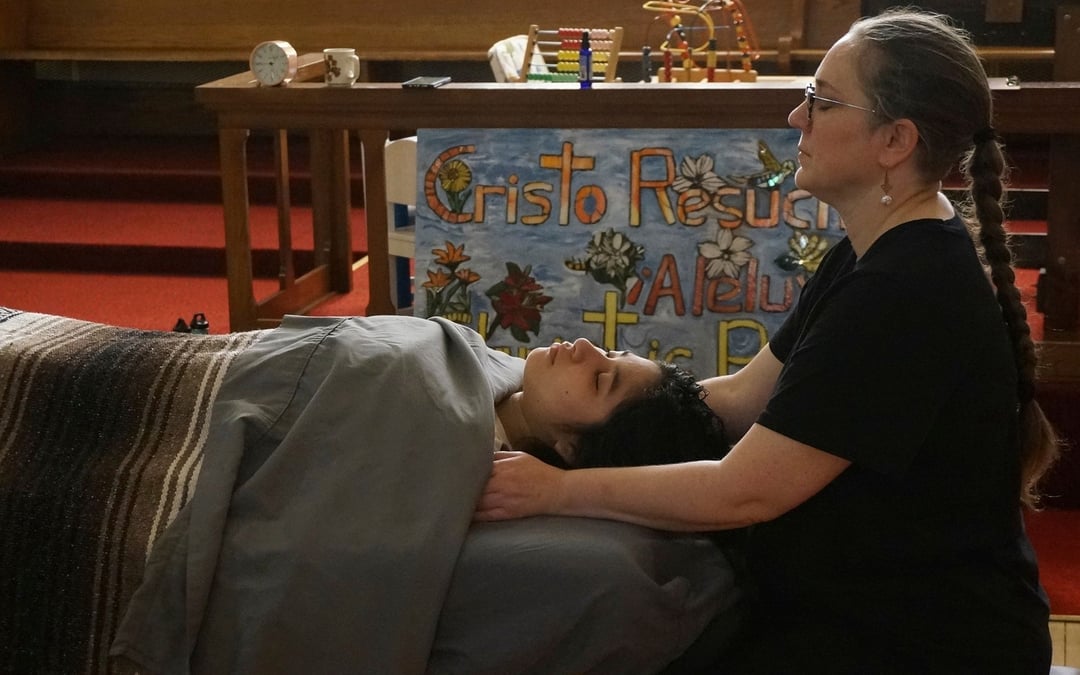 Altar acupuncture: A Minneapolis church brings well-being sessions to its migrant ministry