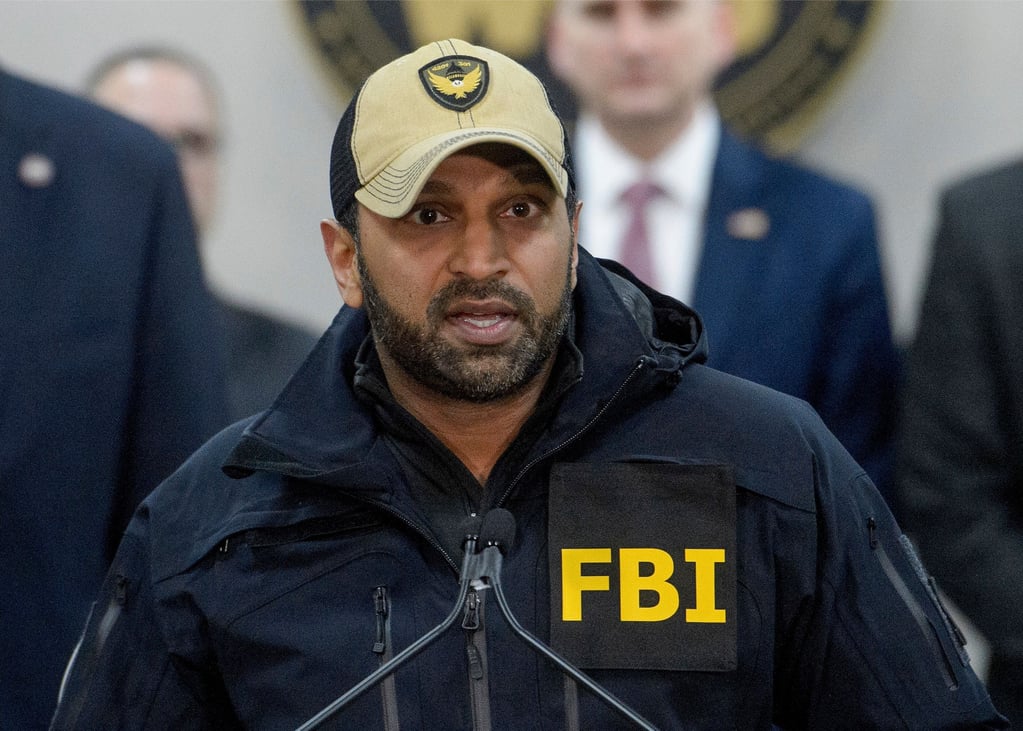 House Dems demand FBI director travel records amid scrutiny over ...