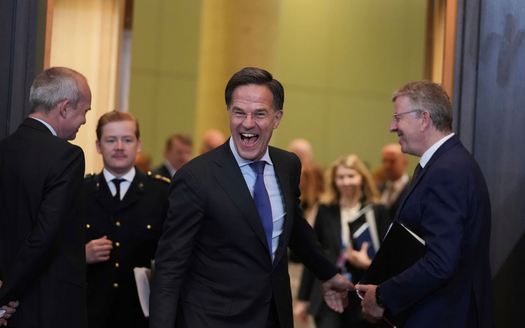 NATO chief urges 400% rise in alliance’s air defense