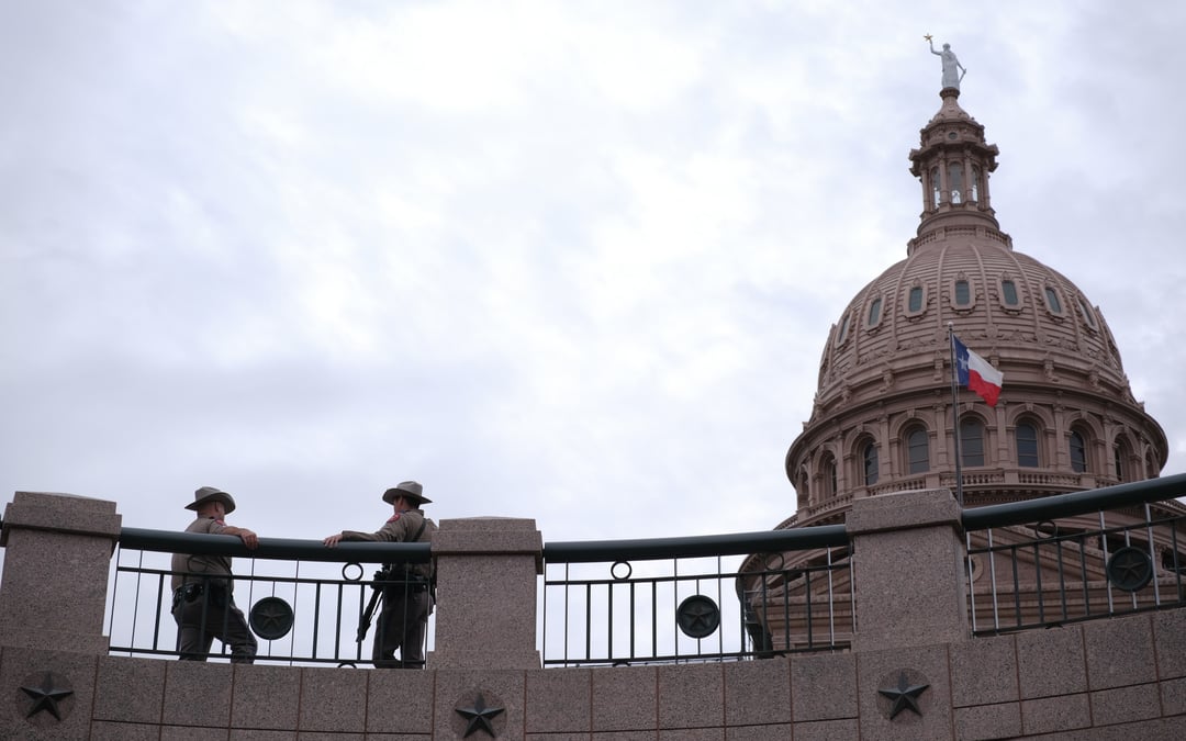 Texas teens call on SCOTUS to block app store age check 