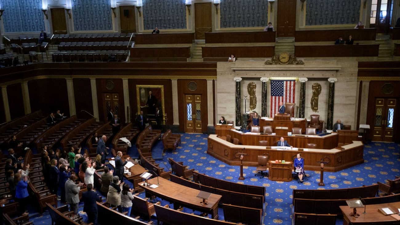 Quinnipiac Poll: Voters Favor Democrats 51%-39% for US House Control