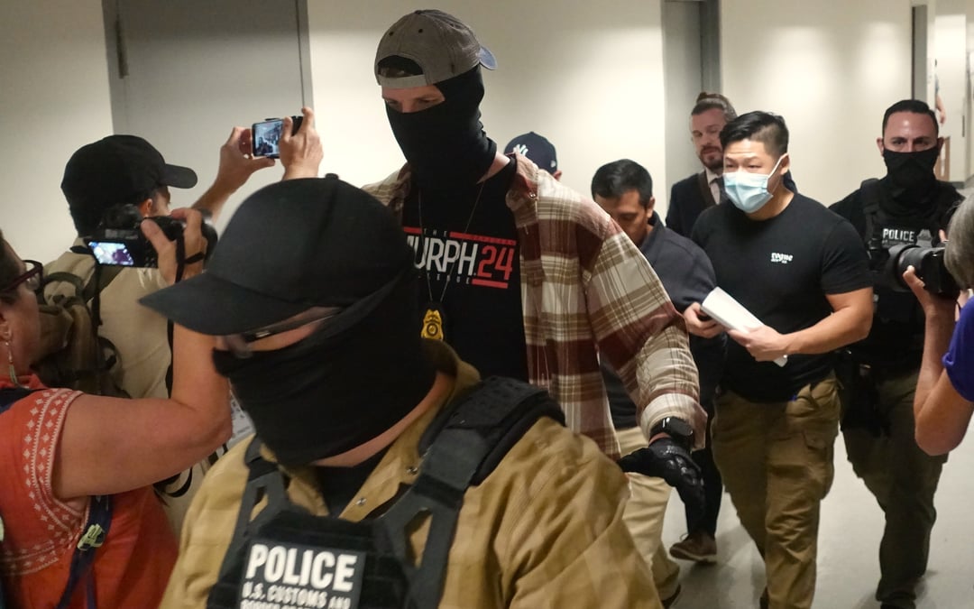 New York’s mask ban for ICE agents sparks dueling suits with DOJ
