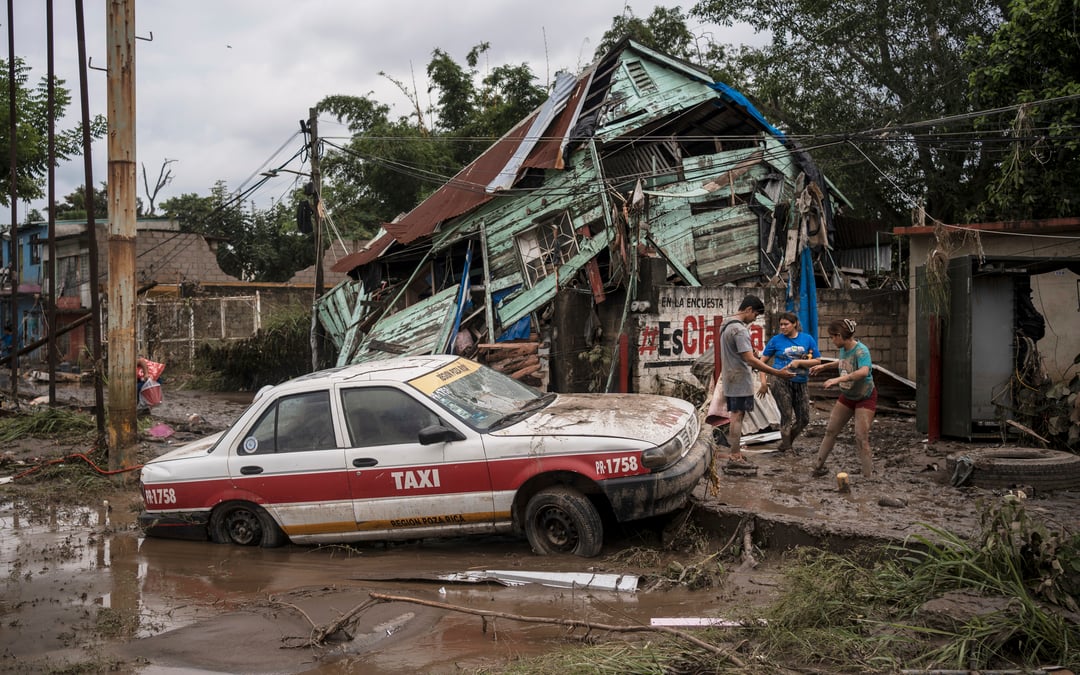 Heavy rain in Mexico sets off floods and landslides, killing at least 41