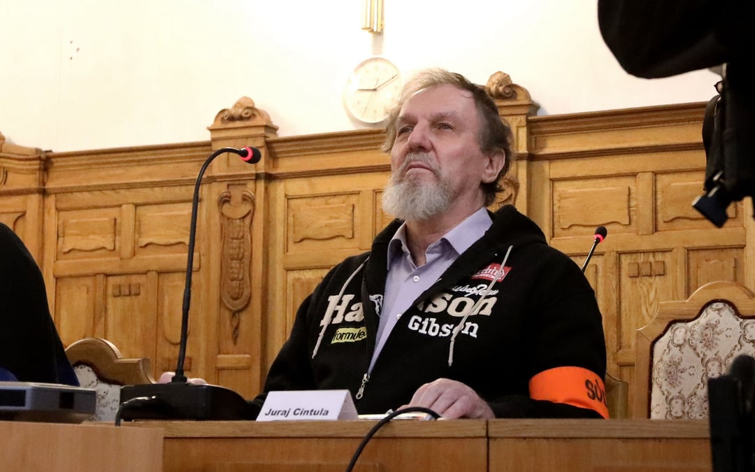 A court in Slovakia sentences a man to 21 years over the attempted assassination of prime minister