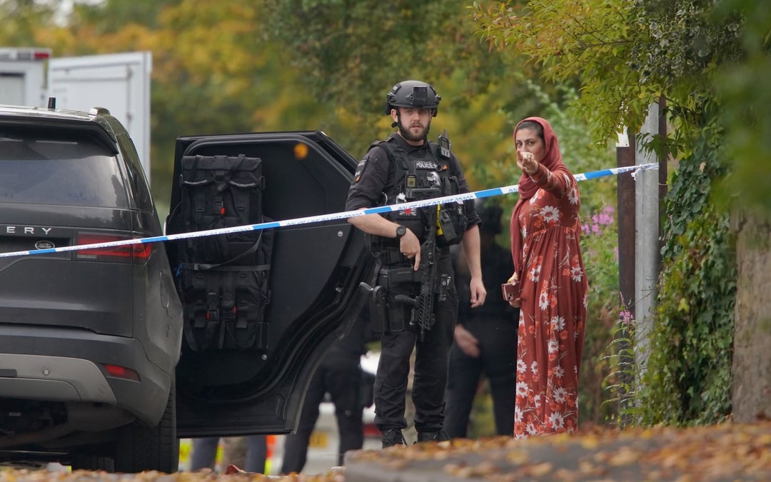 Manchester synagogue attacker pledged allegiance to Islamic State group, police say