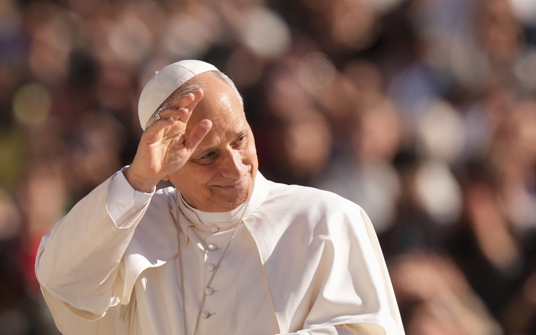 El Paso bishop brings Pope Leo XIV desperate letters from migrants in crosshairs of US crackdown