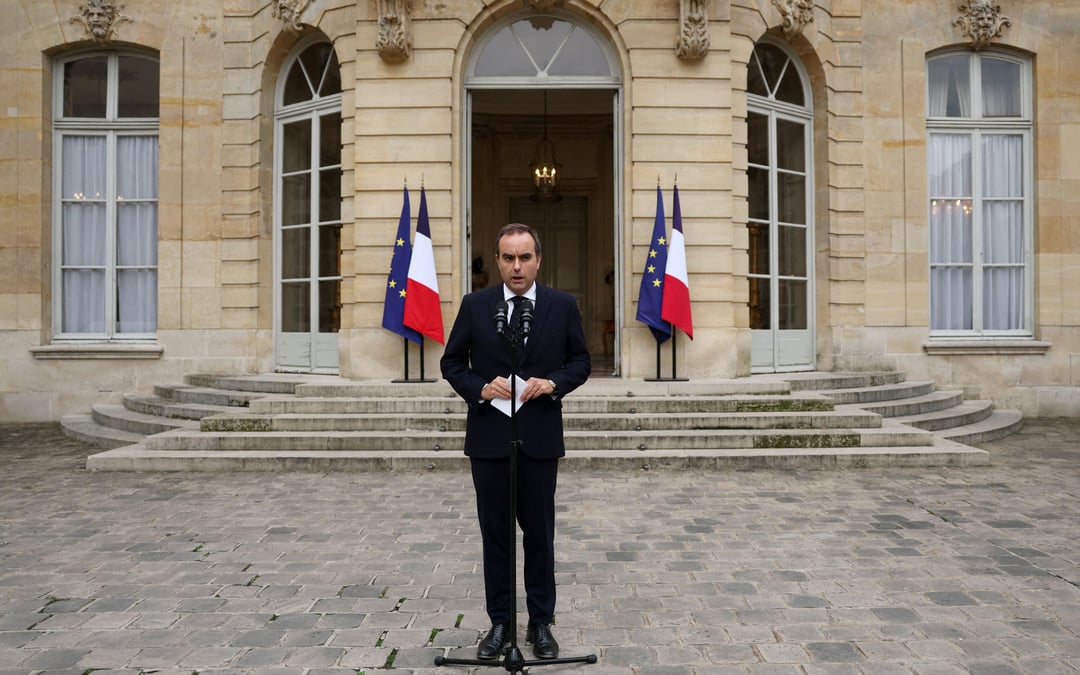 France’s Macron asks newly resigned Prime Minister Lecornu to try again to form a government