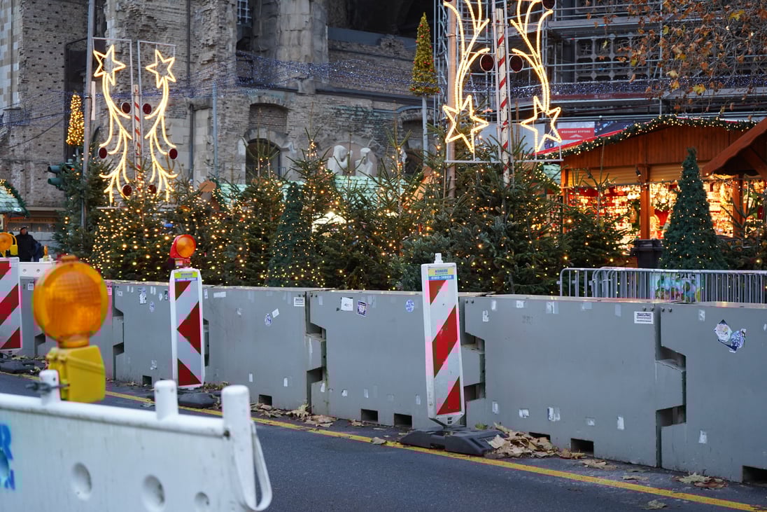 Heightened security doesn't faze revelers at German Christmas markets, but organizers feel the pinch | Courthouse News Service