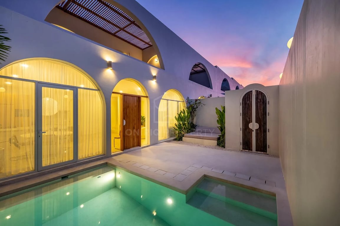 Oniriq Spotlight: Elegant Mediterranean-style 3 Bedroom Villa in Bingin Uluwatu, Bali