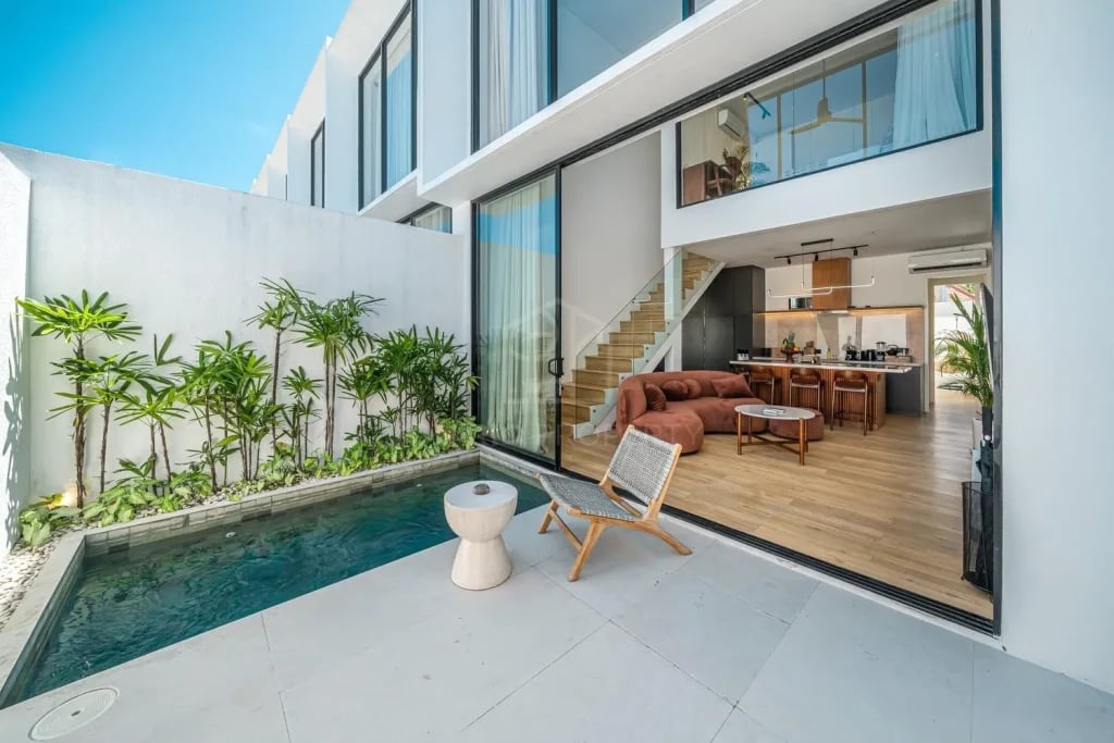 3 Bedroom Modern Minimalist Style Villa in Berawa, just 800 meters from the Beach