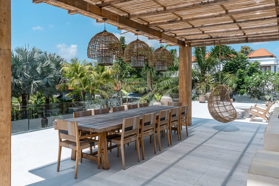 Bull House bali