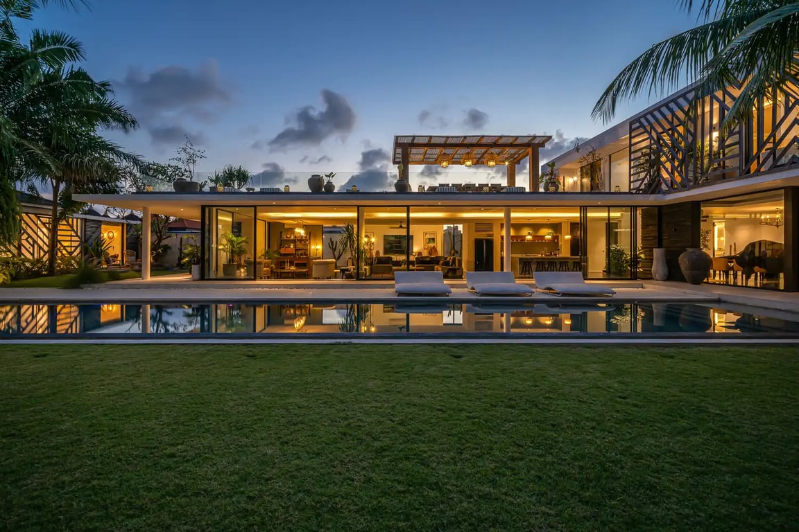 Bull House bali
