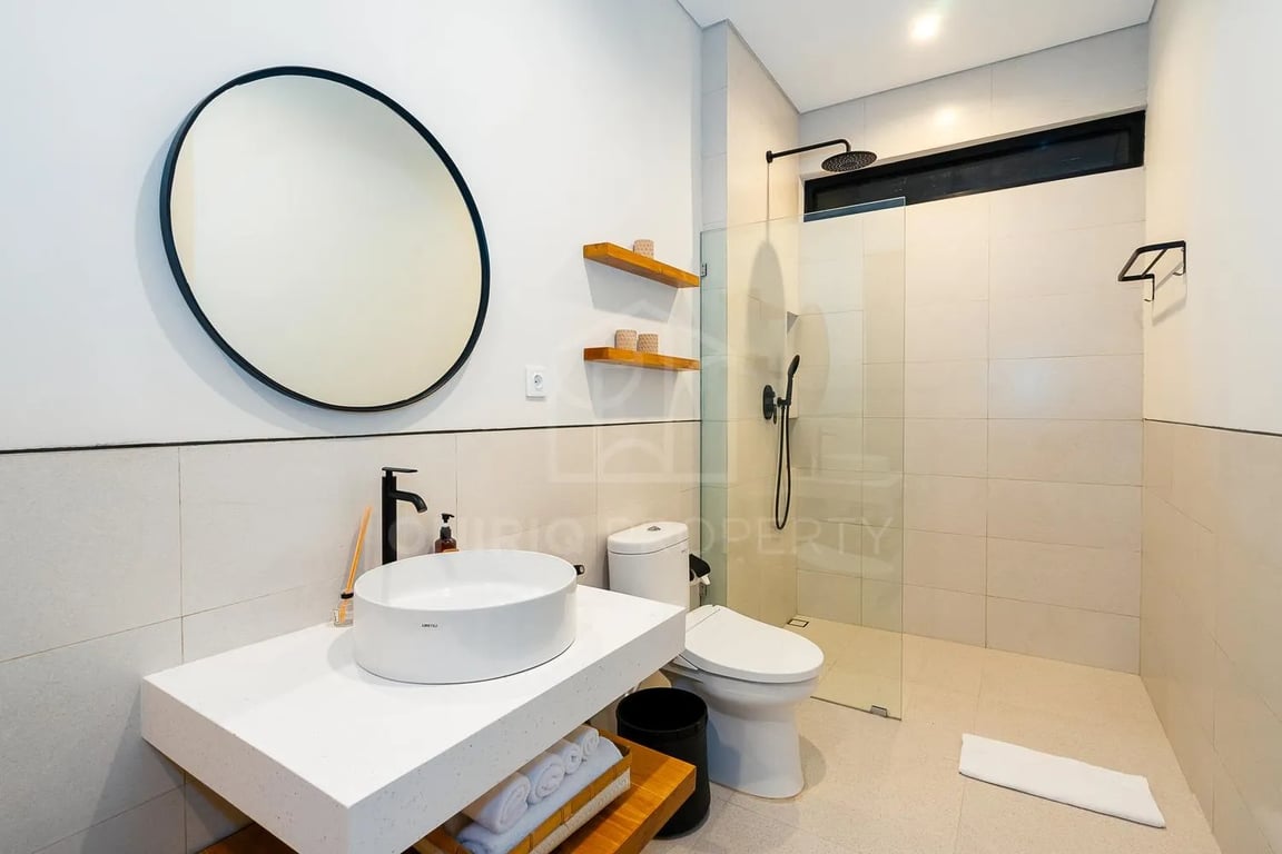 Oniriq Property
