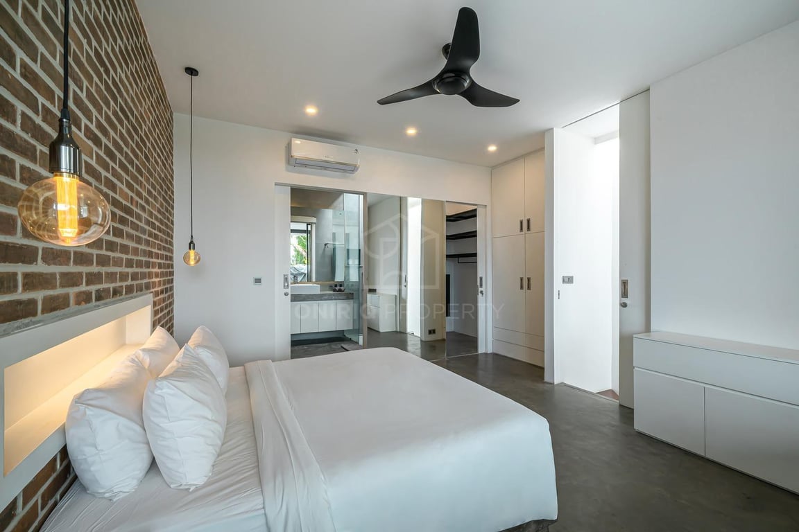 Oniriq Property