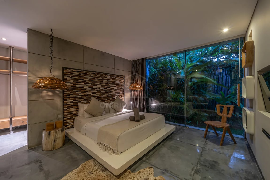 Oniriq Property