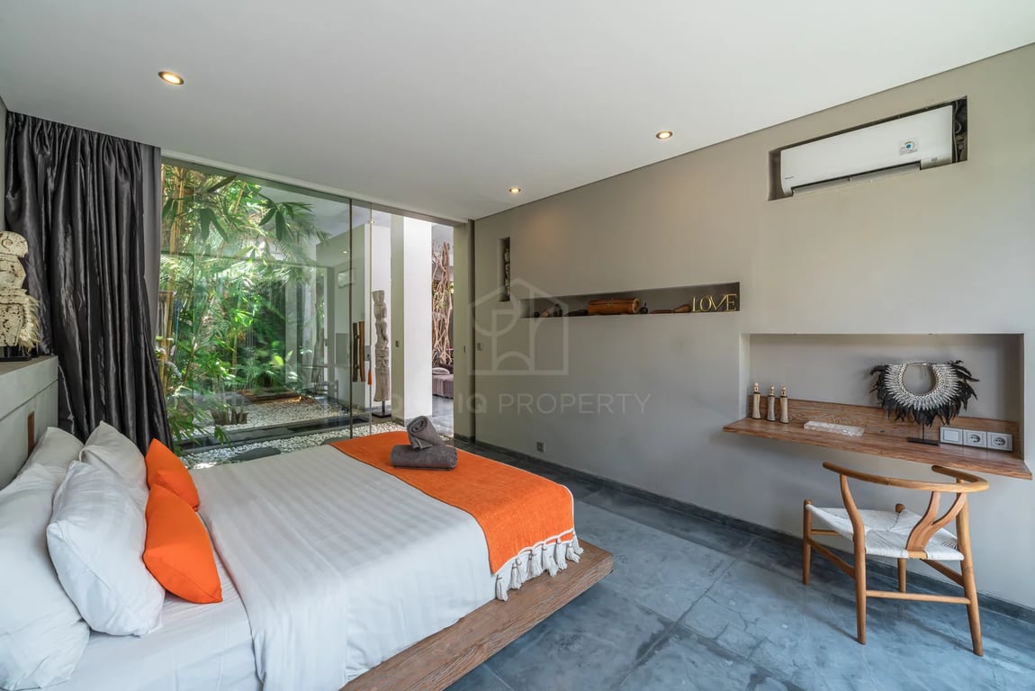 Oniriq Property