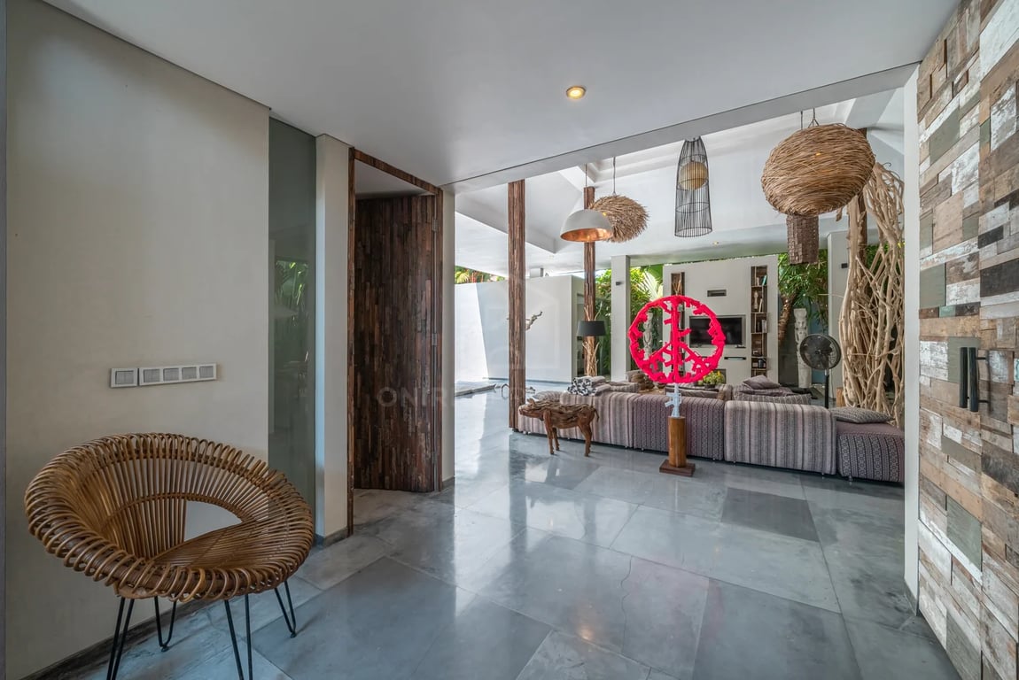 Oniriq Property