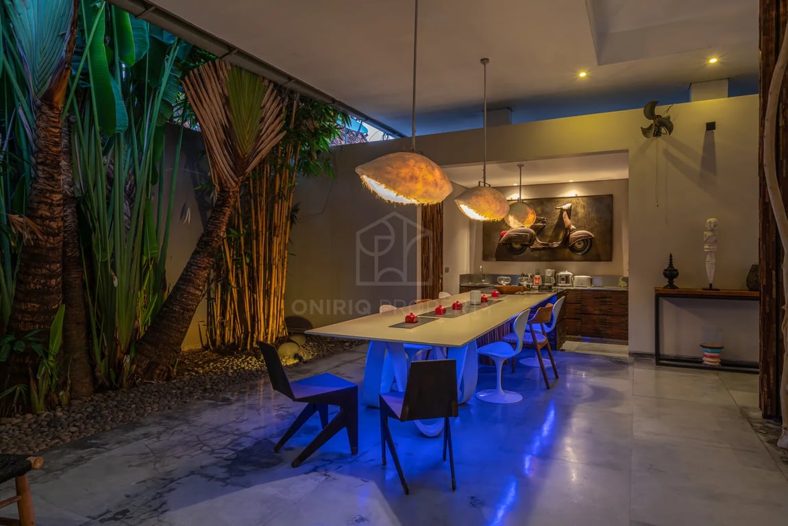 Oniriq Property