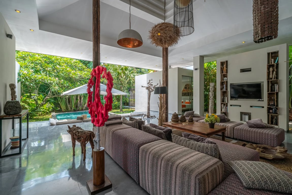 Oniriq Property