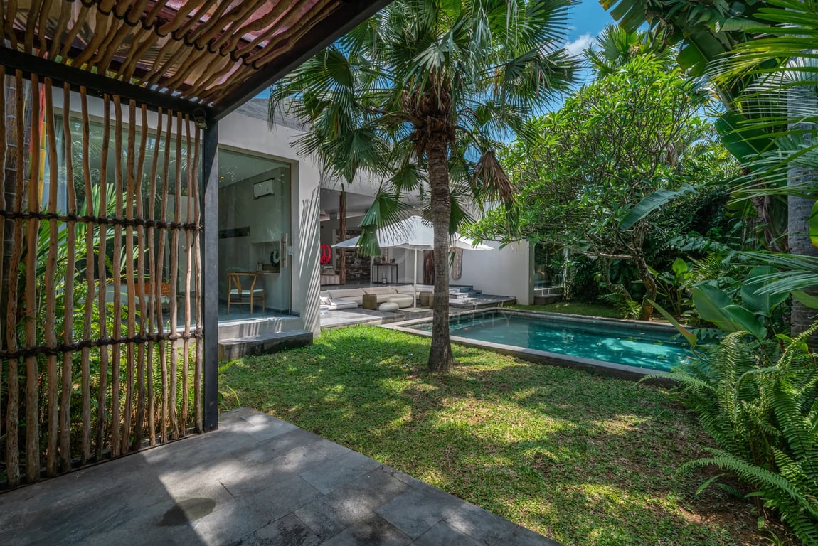 Oniriq Property