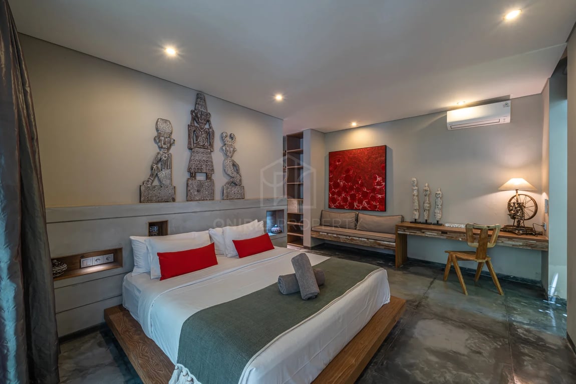 Oniriq Property