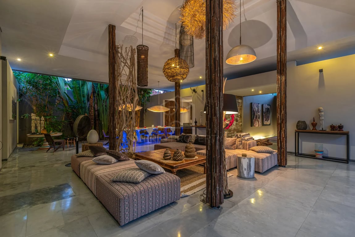 Oniriq Property
