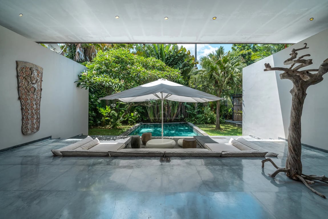Oniriq Property