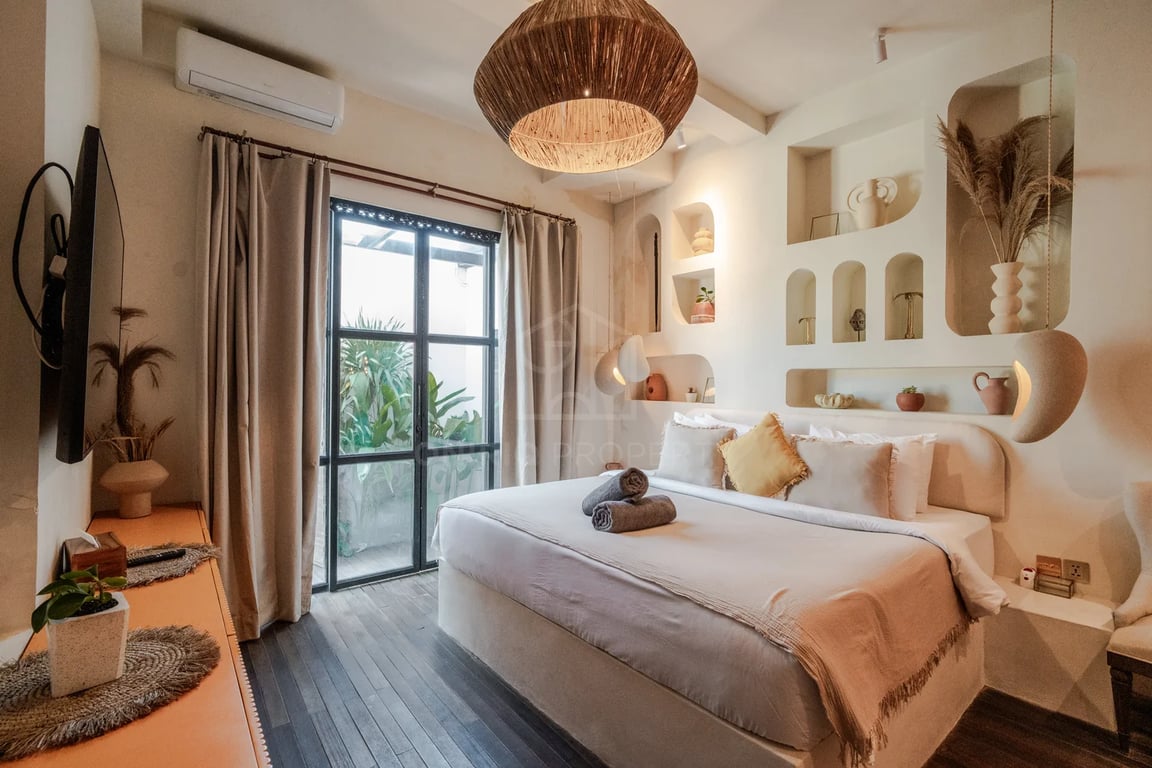 Oniriq Property