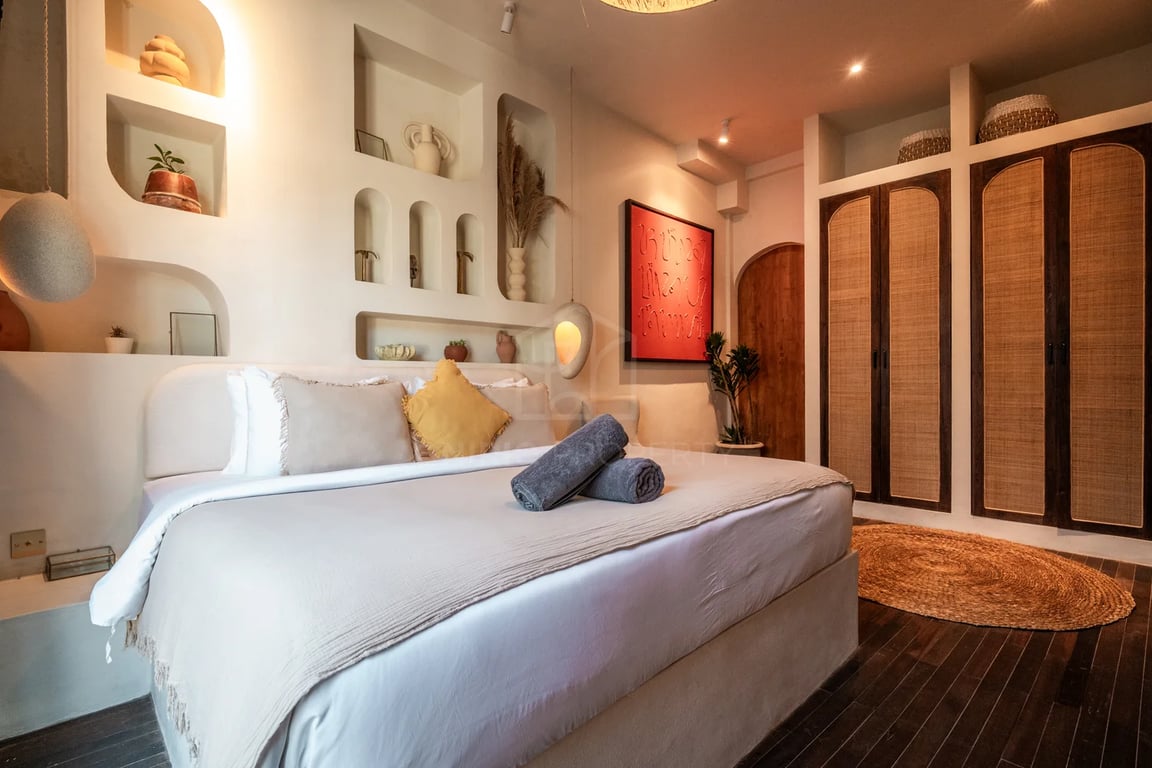 Oniriq Property