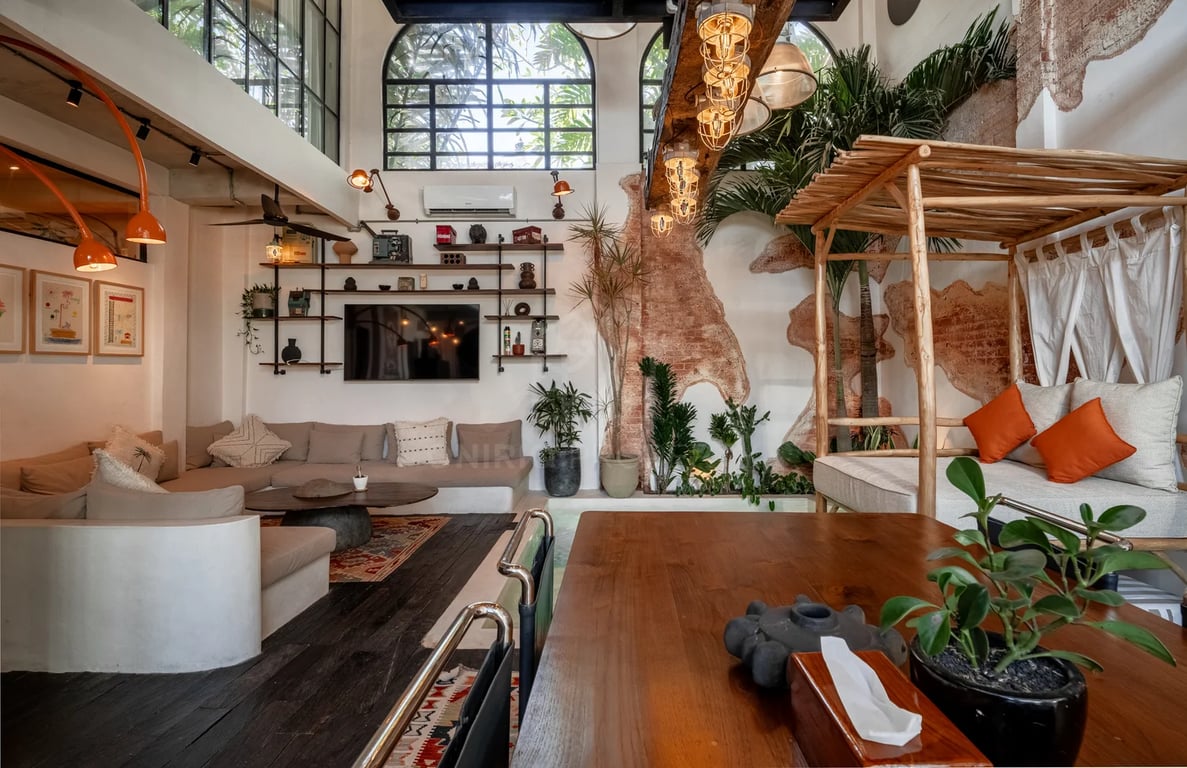 Oniriq Property