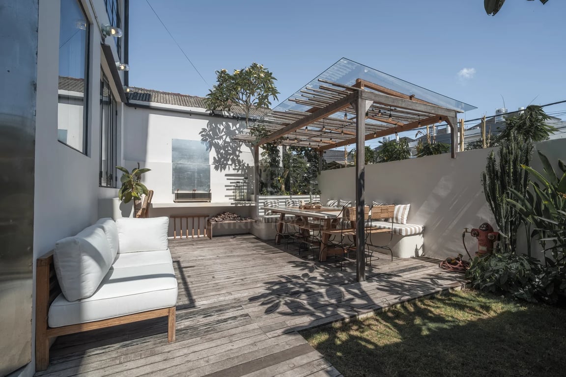 Oniriq Property