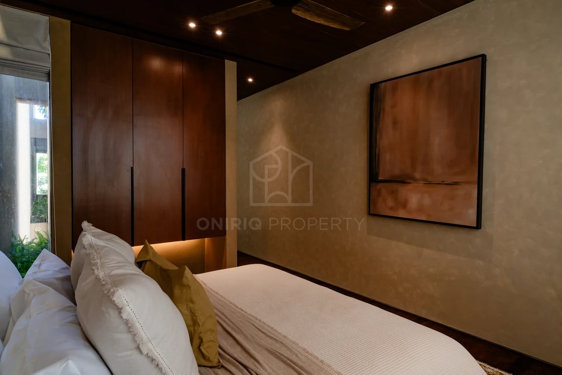 Oniriq Property