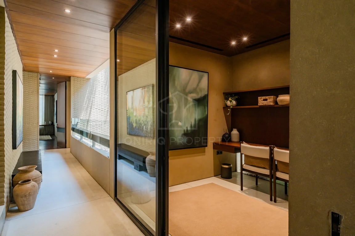 Oniriq Property